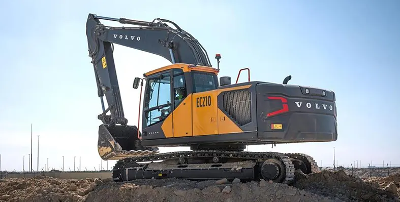 Volvo CE machines prove superior in Gulf trials, showcasing productivity, safety, and fuel efficiency gains. (Image source: Volvo CE) Volvo's EC210