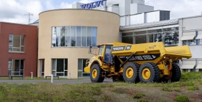 volvo ce continues industry transformation with investment towards electric hauling solutions 01